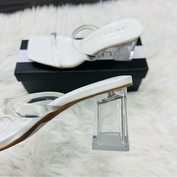 White strap clear heel - Picture 5 of 7